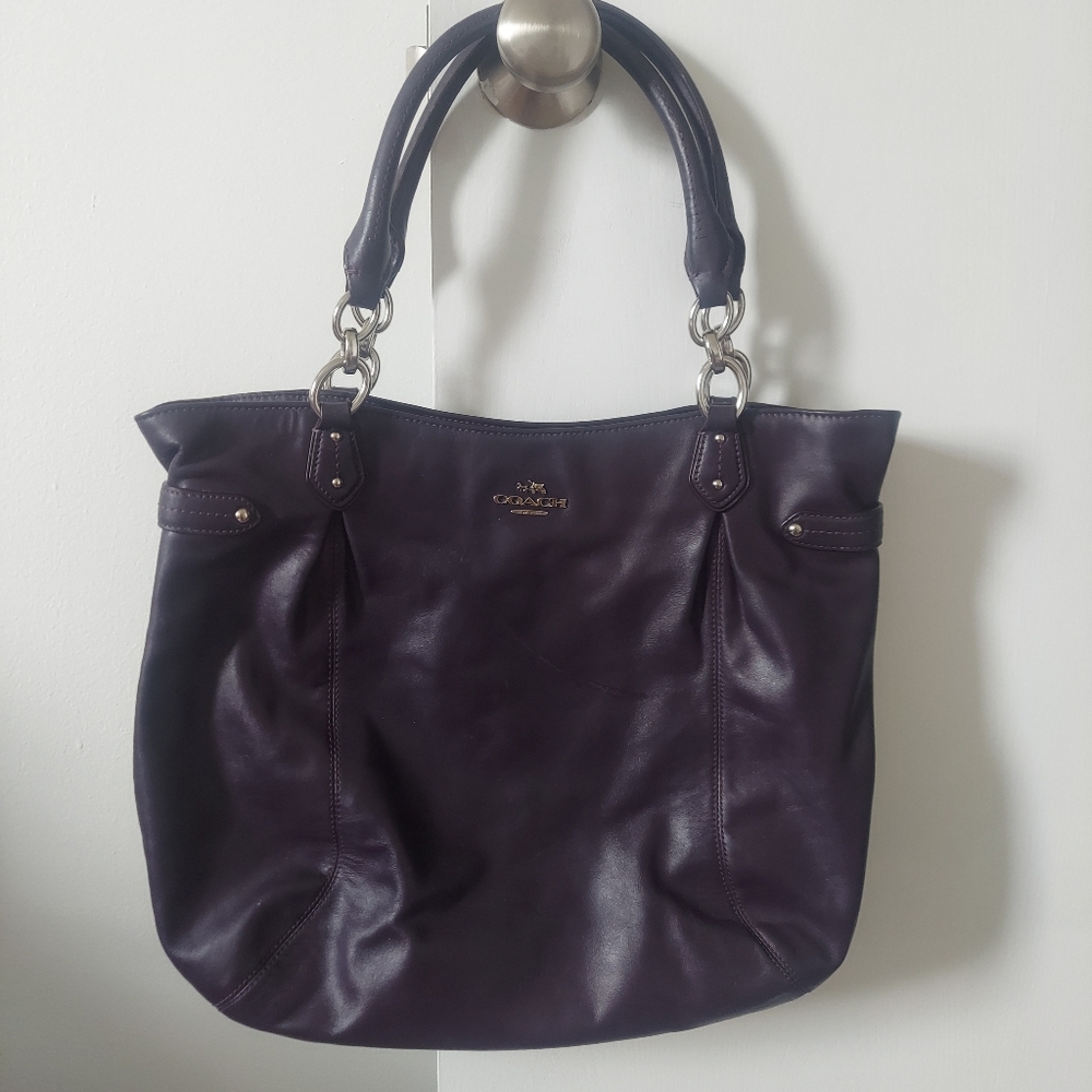 Coach Purple Shoulder Bag with Elegant Design